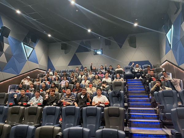 【工会新闻】用赤诚之心致敬真正的勇者—记《长空之王》集体观影活动